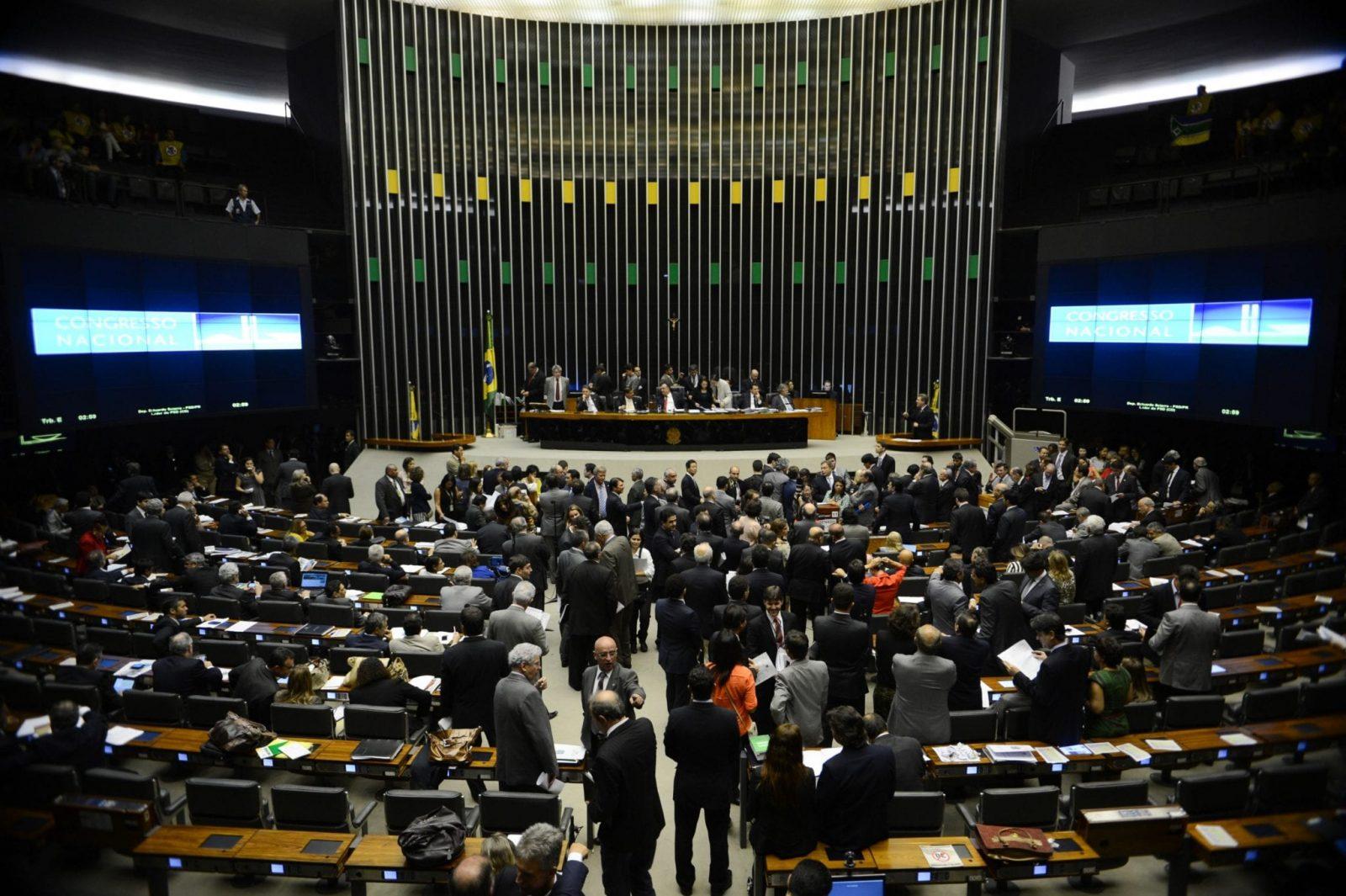 Veja como votaram os deputados do Paraná na PEC dos Precatórios
