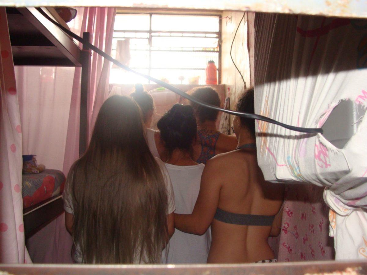 Apenas 20% das mulheres presas recebem visitas