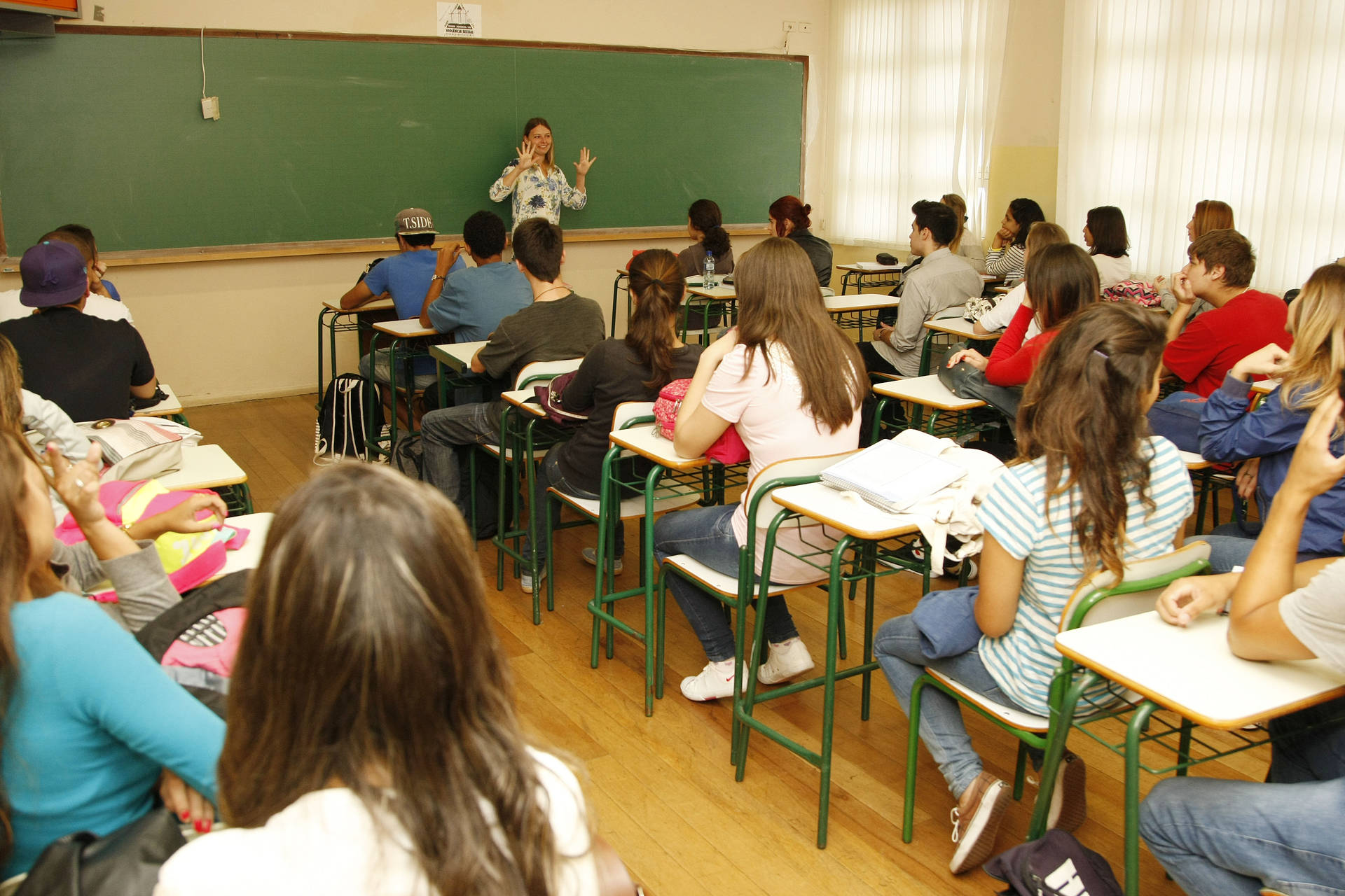 Escolas particulares querem volta às aulas em junho