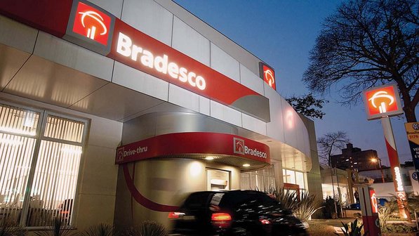 Justiça determina fechamento dos bancos da região de Curitiba