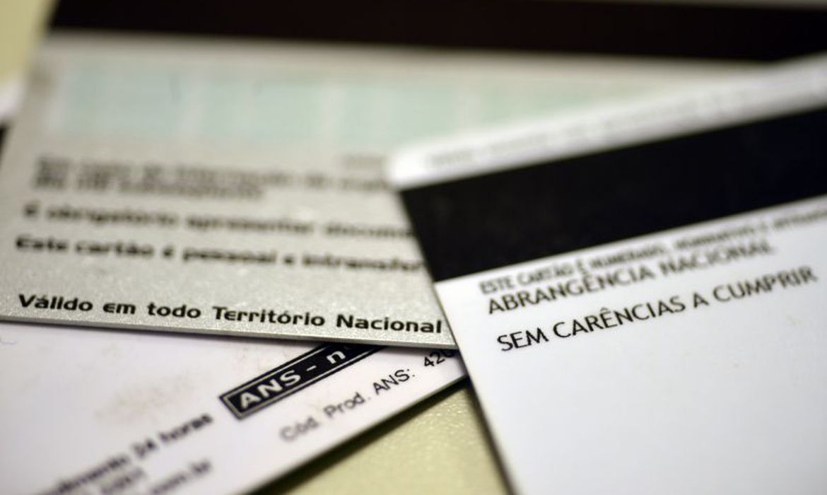 Como funcionam as rescisões de planos de saúde