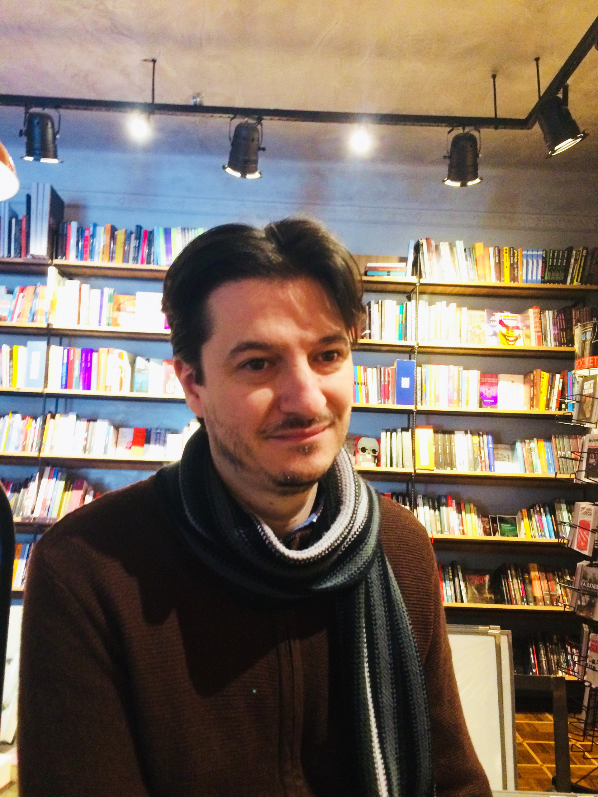 Taxação de livros pode aprofundar desigualdade do saber no Brasil