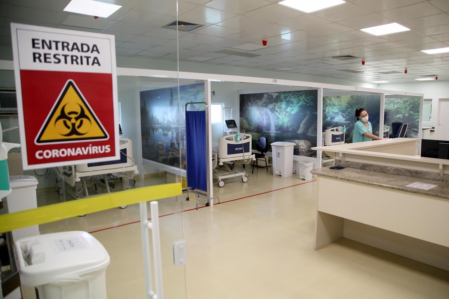 Onde estão os internados pela Covid-19 em Curitiba?