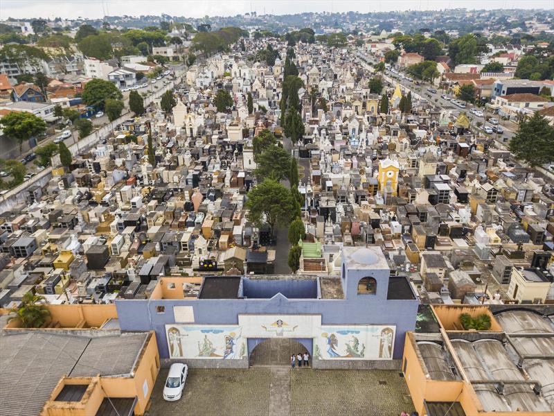 Erramos: número de mortes em Curitiba aumenta em 30%