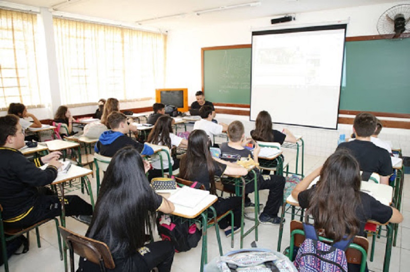Escolas particulares criam plano gradual de volta às aulas no Paraná