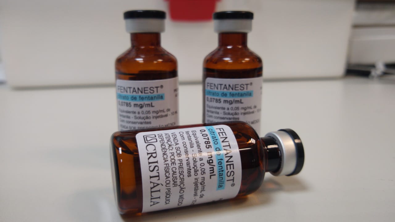 Hospitais de Curitiba podem ficar sem medicamentos para cirurgias