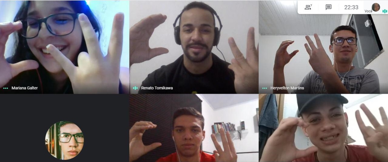 Que tal trocar lixo por água?