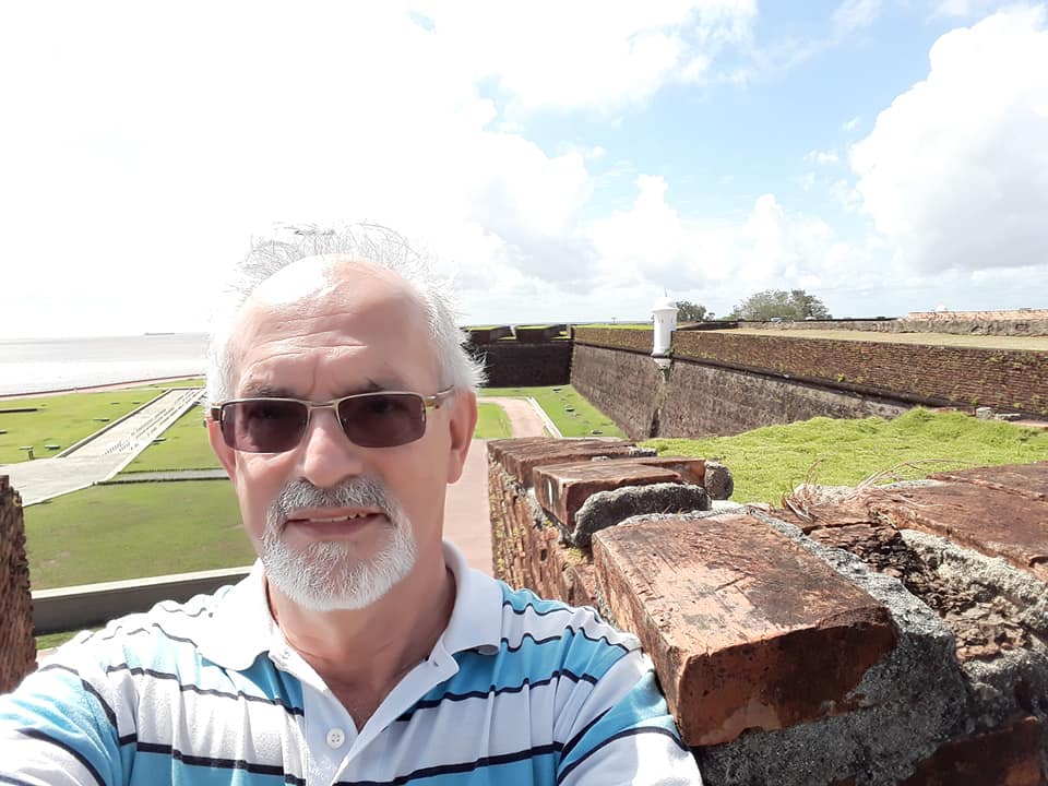 Professor Ari, do Dom Bosco, morre de Covid em Curitiba