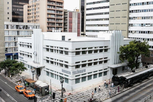 Grande Curitiba perde 18 agências dos Correios em três anos