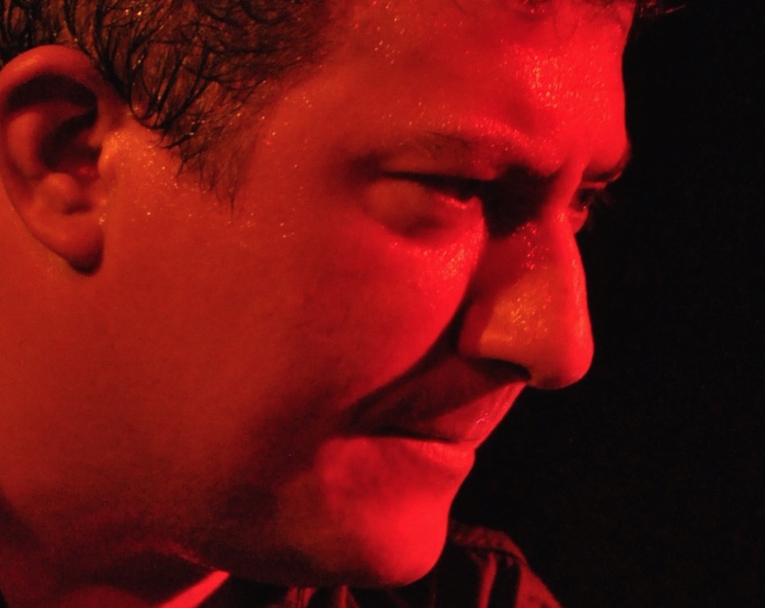 Poesia completa de Rodrigo Garcia Lopes ganha edição especial&nbsp;