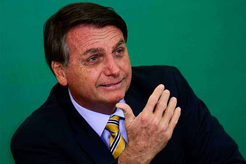 Quem lucra com as barbaridades de Jair