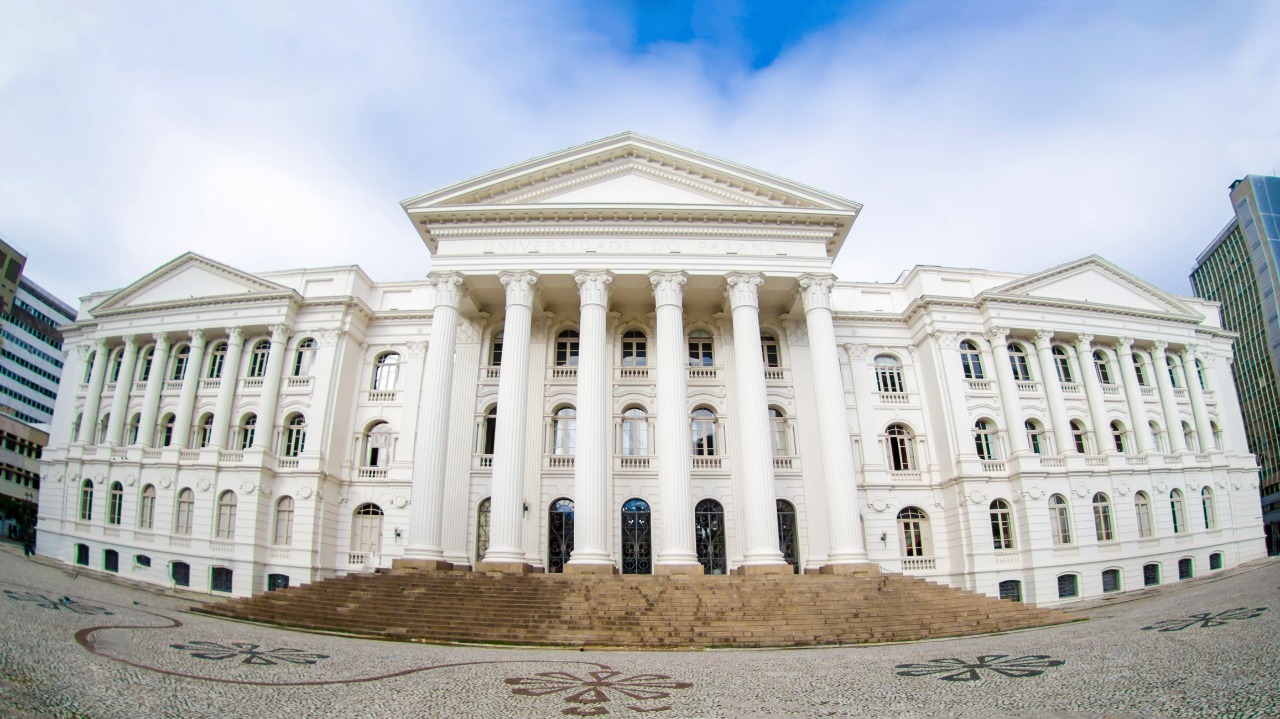 Apagão nas plataformas Lattes preocupa universidades do Paraná