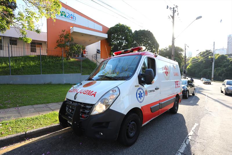 Para baratear serviço, Greca terceiriza enfermeiros do Samu