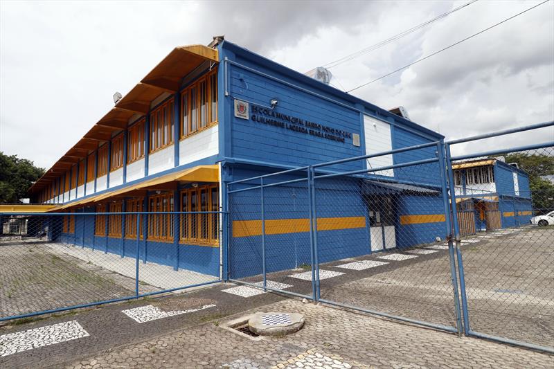 Três escolas de Curitiba têm casos confirmados de Covid-19