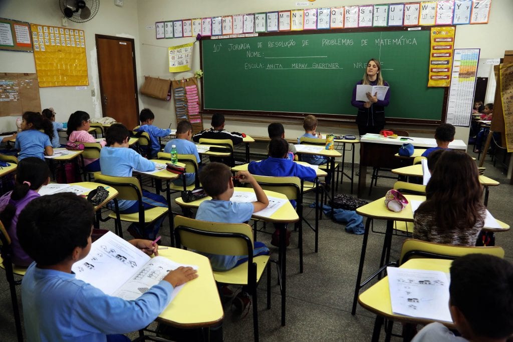 Prefeitura abre seleção para professores e auxiliares da educação infantil