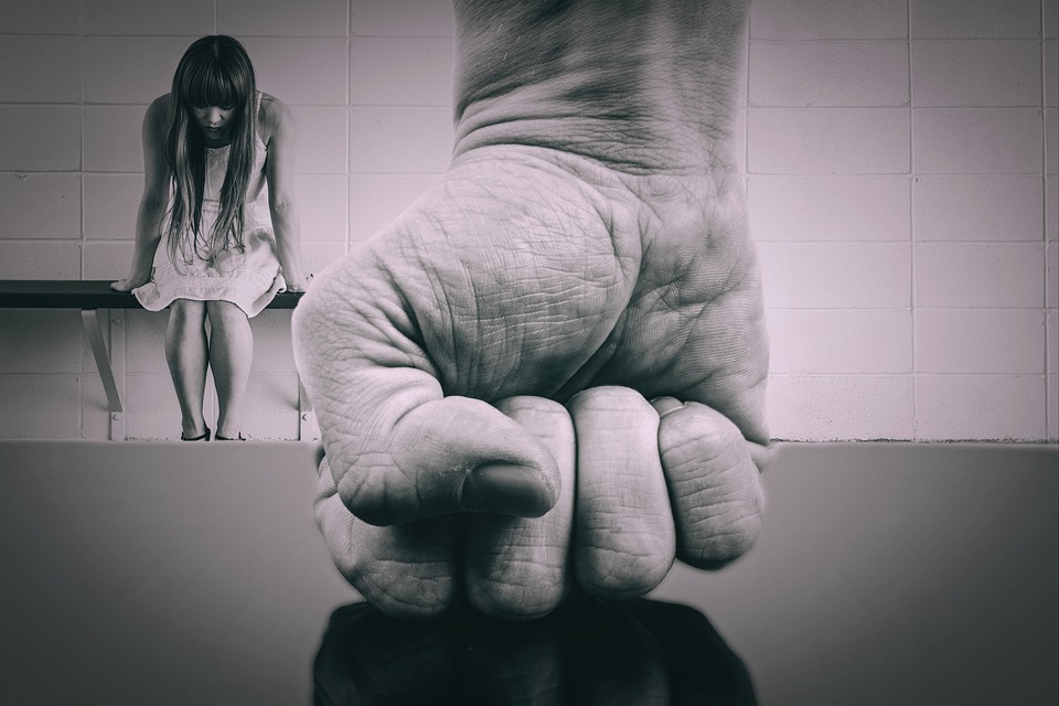 Por que audiência de conciliação é um desserviço para mulheres vítimas de violência?