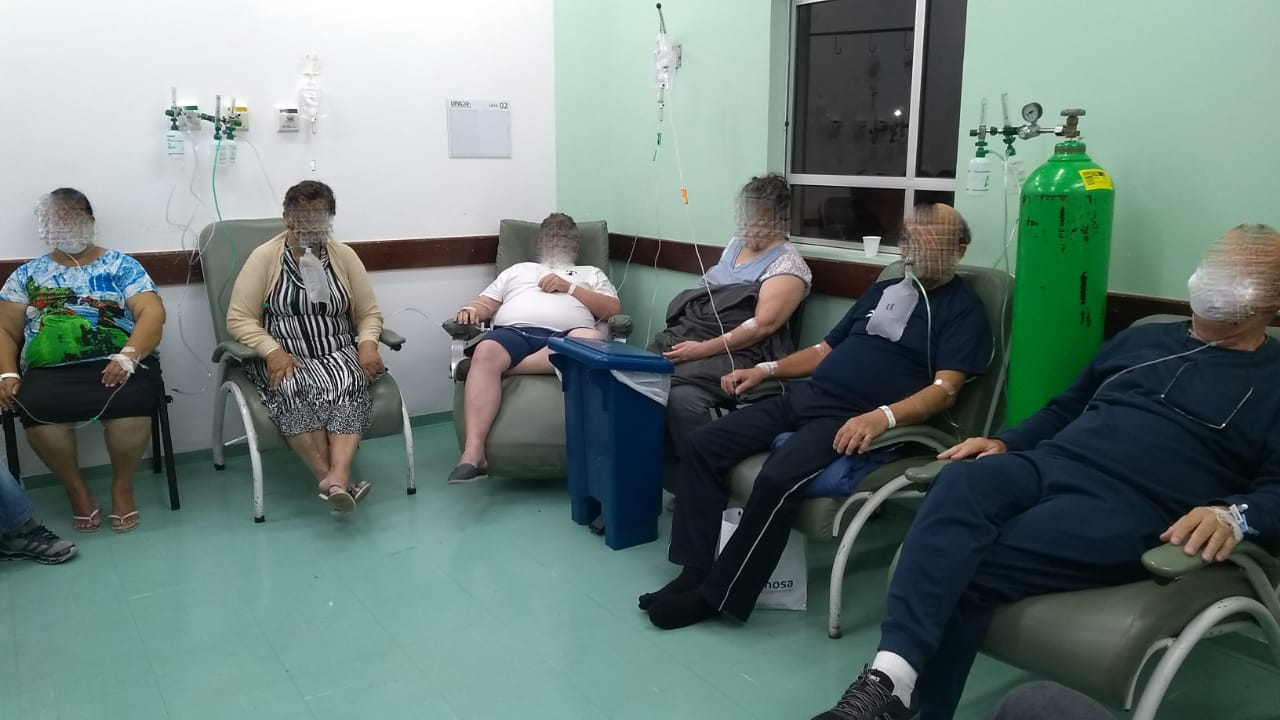 Sem pontos de oxigênio, UPAs improvisam e juntam pacientes com e sem Covid-19