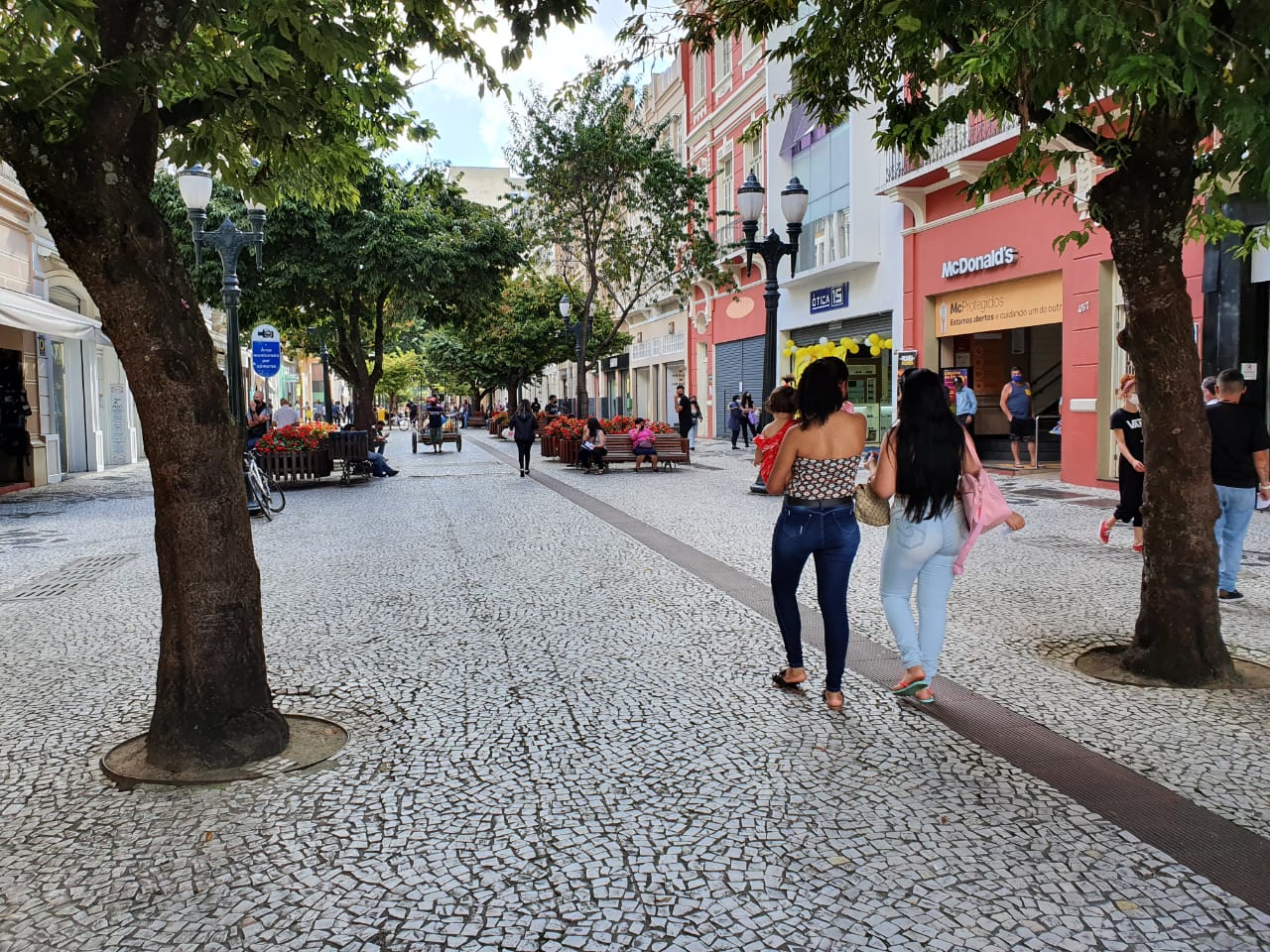 O que muda com o novo decreto no Paraná