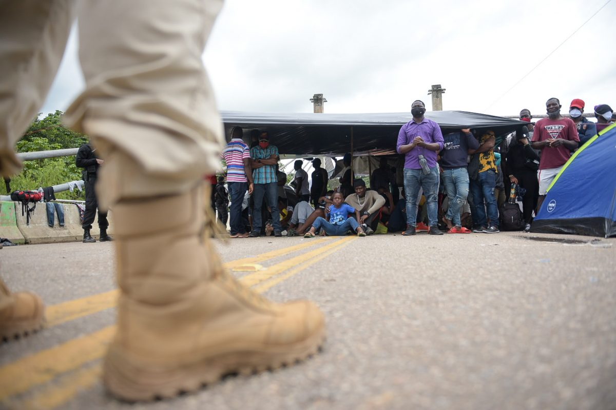 Você pode ajudar os migrantes haitianos