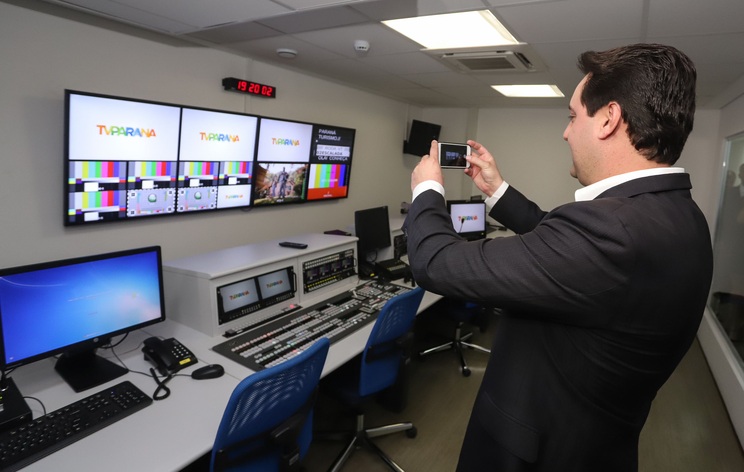 Governo do Paraná deixa de retransmitir TV Cultura, e feito soa como político