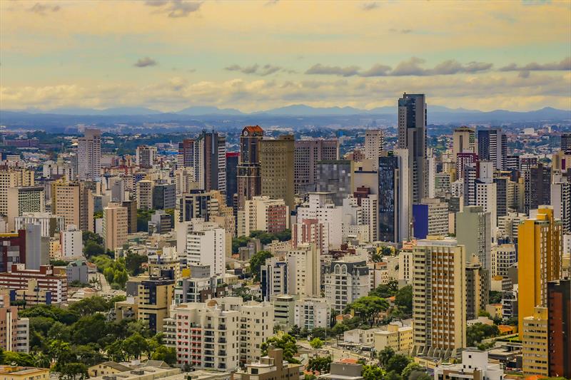 Curitiba lidera aumento do aluguel, segundo pesquisa