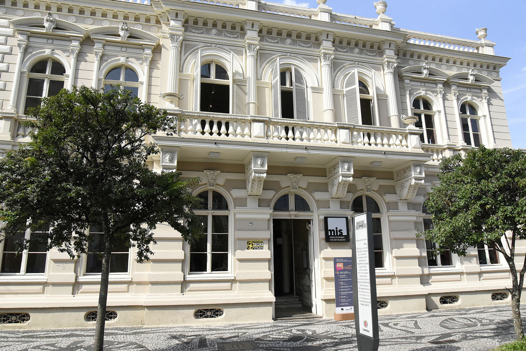Mirele Camargo é a nova diretora do MIS e museu terá perfil menos acadêmico