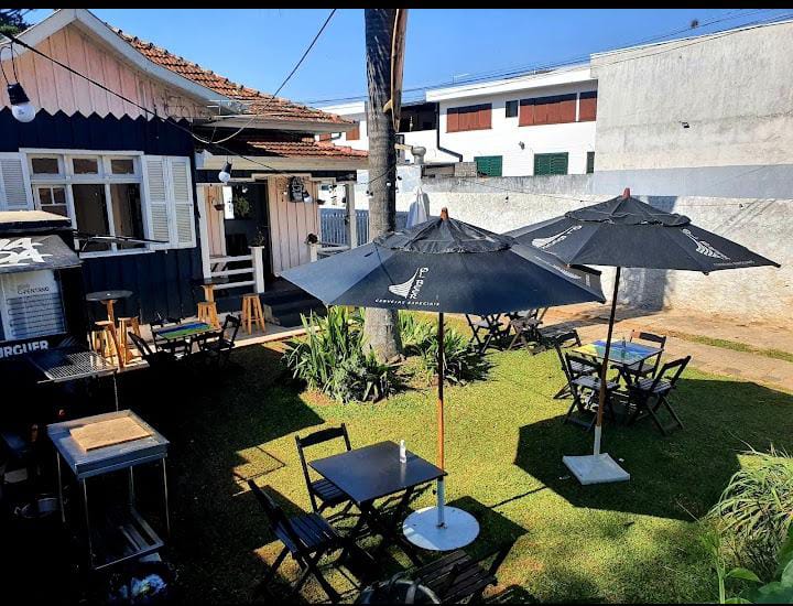 Buena Onda tem alma roots e comida na brasa que faz jus ao nome