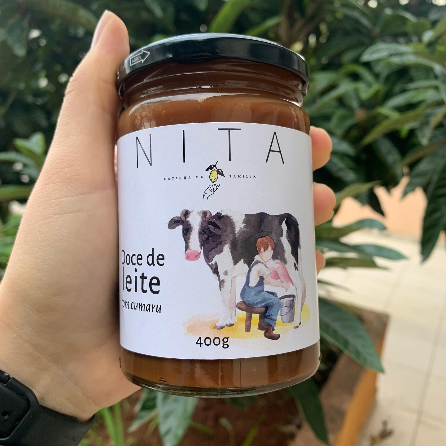 Leve e cremoso, doce de leite produzido em Curitiba rivaliza com os mineiros