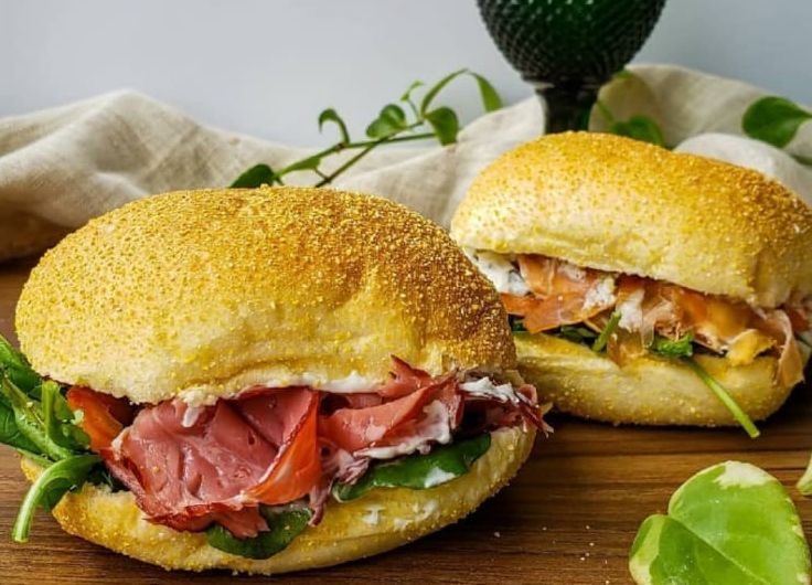 Burrata é a estrela dos sanduíches de novo restaurante