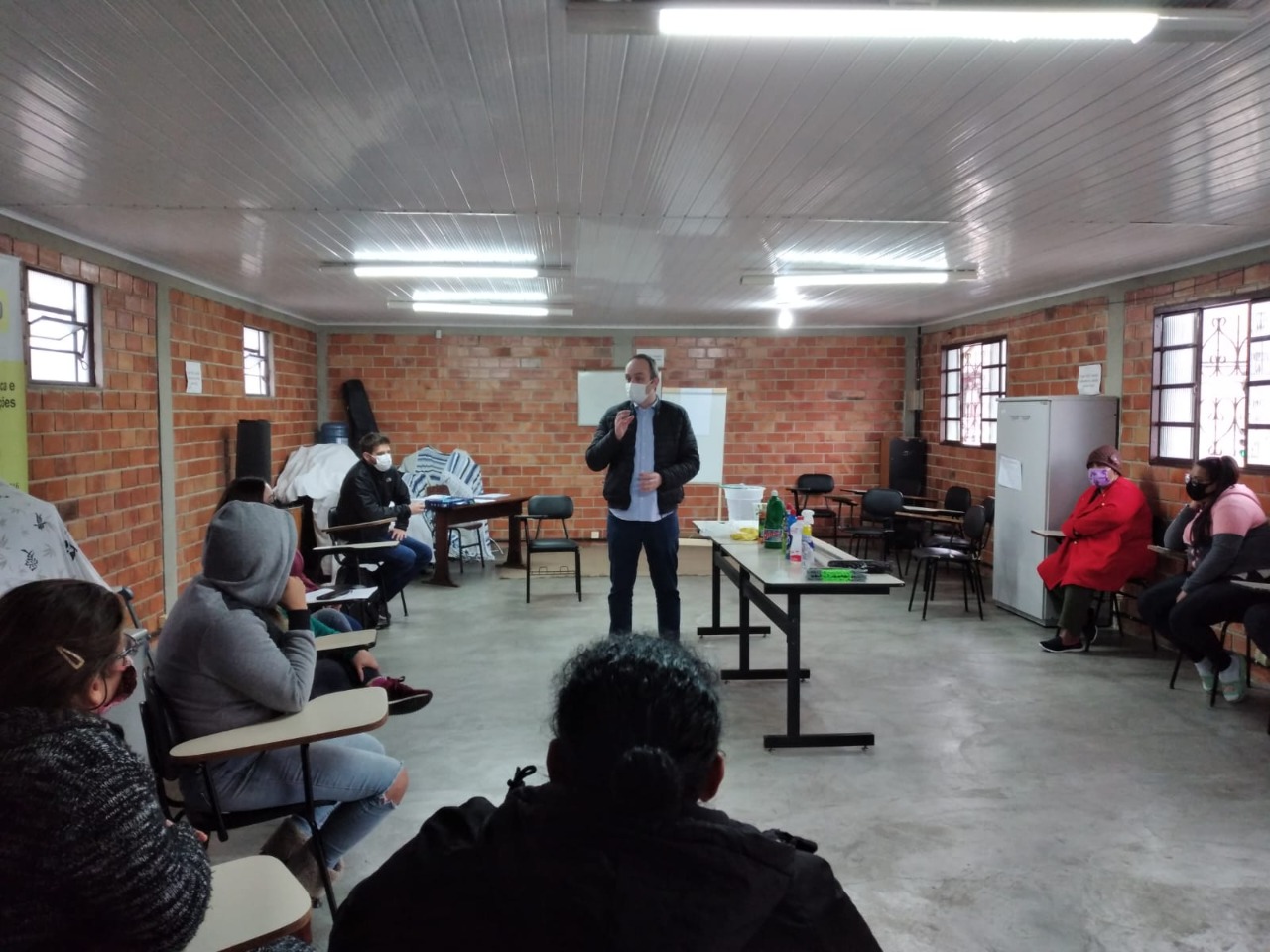 Precisa de diarista em Curitiba? Tem dez se formando em um curso profissionalizante