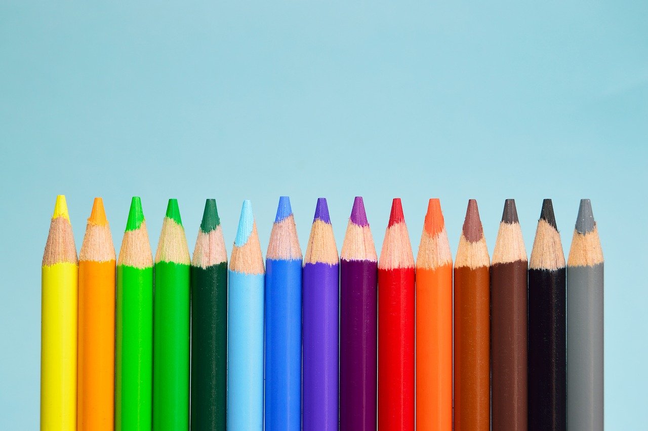 O ministro não gosta de inclusão. Muitas escolas também não