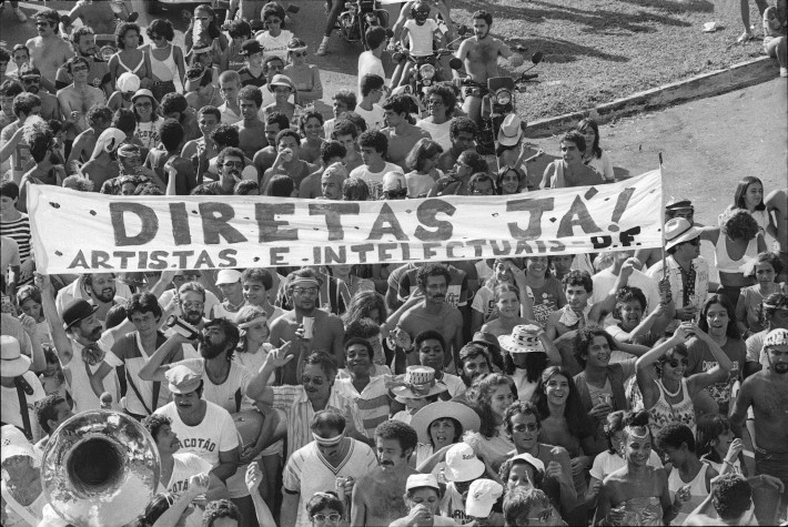 Podcast - Ruas tomadas de alegria