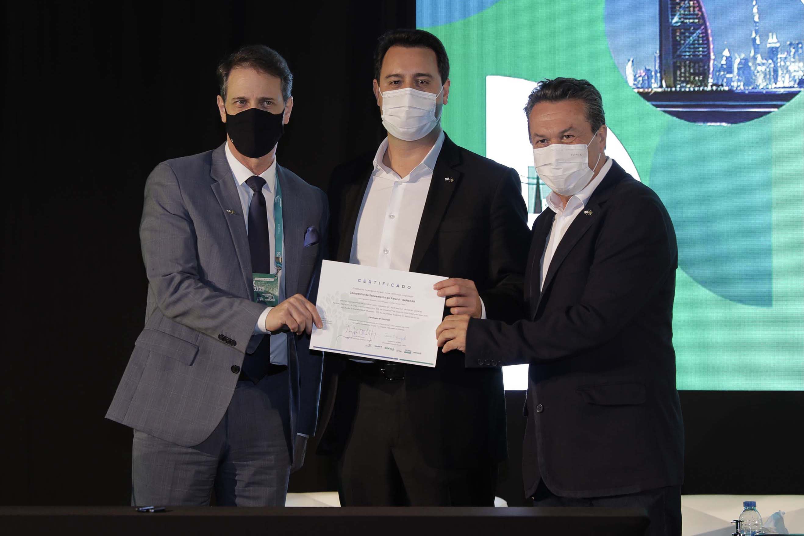 Com mais R$ 110 mil da Sanepar, verba do PR a evento privado em Dubai chega a quase meio milhão