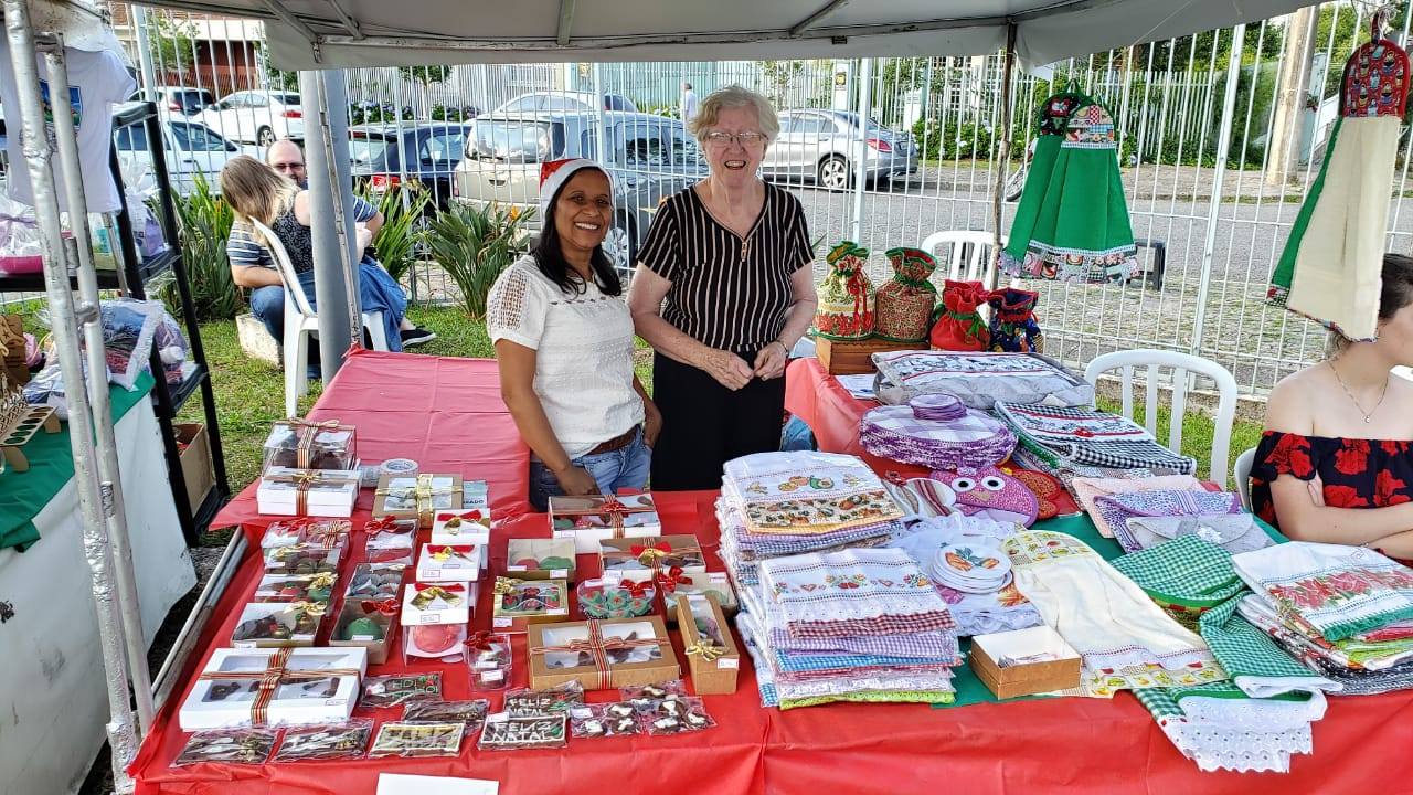 Feira do Empreendedorismo reúne produtos feitos pelos moradores do Jardim Botânico