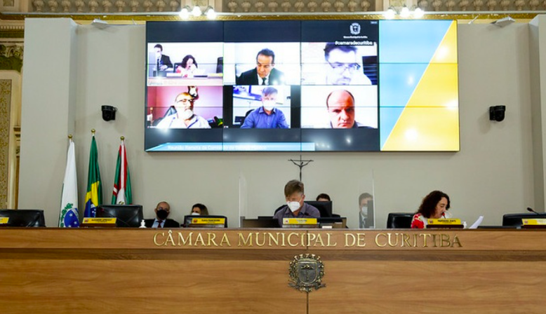 Câmara discute lei da Violência política de gênero