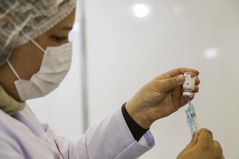 Saiba como fica a vacinação contra a Covid-19 nesta semana em Curitiba