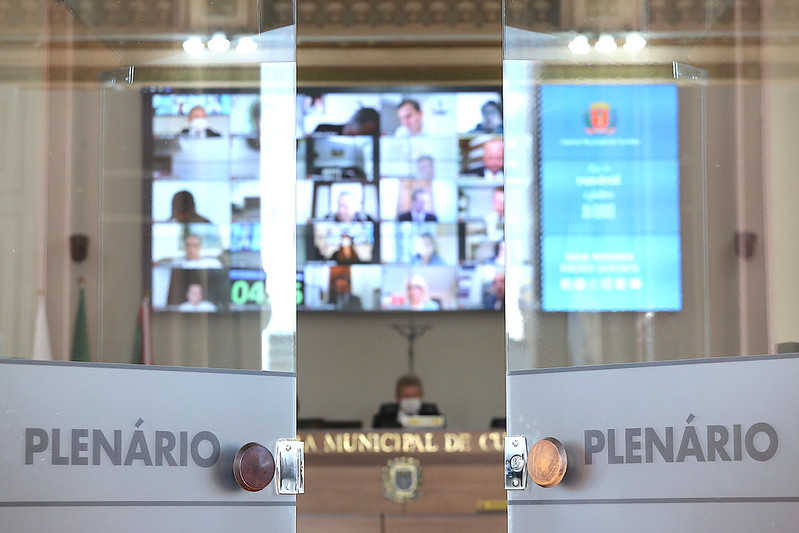 Quase metade dos vereadores de Curitiba pretende disputar cargos de deputado