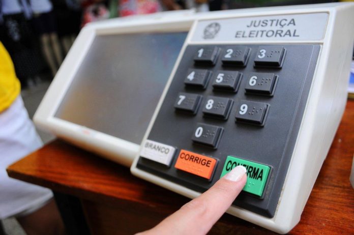 Por que os jovens não se importam em votar?
