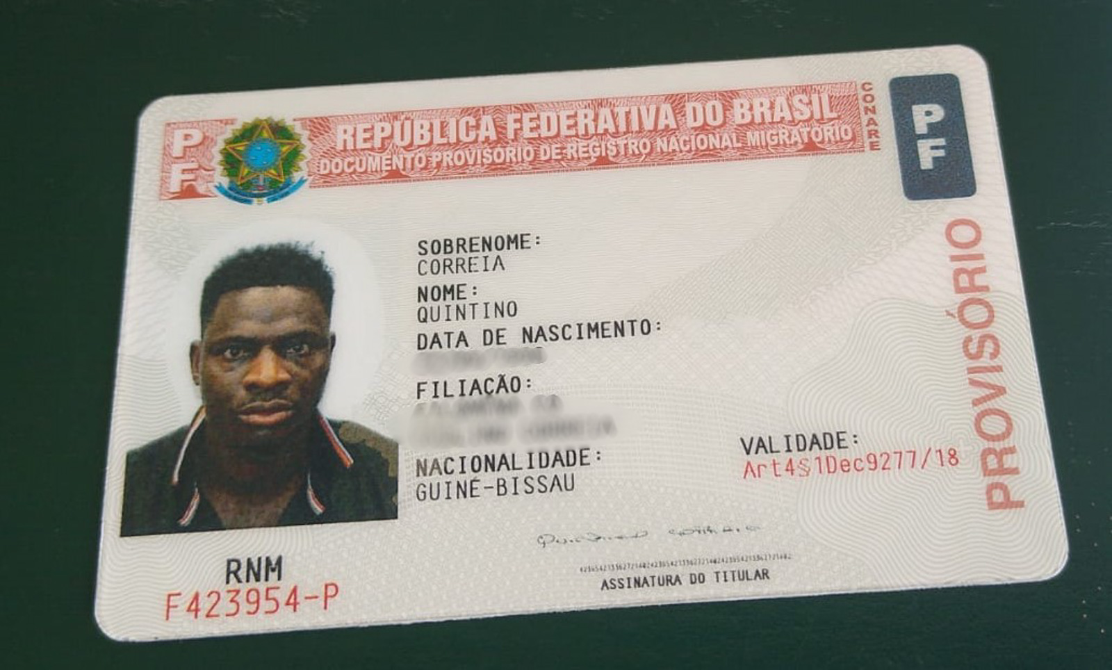 Polícia investiga tentativa de homicídio contra imigrante guineense em Curitiba