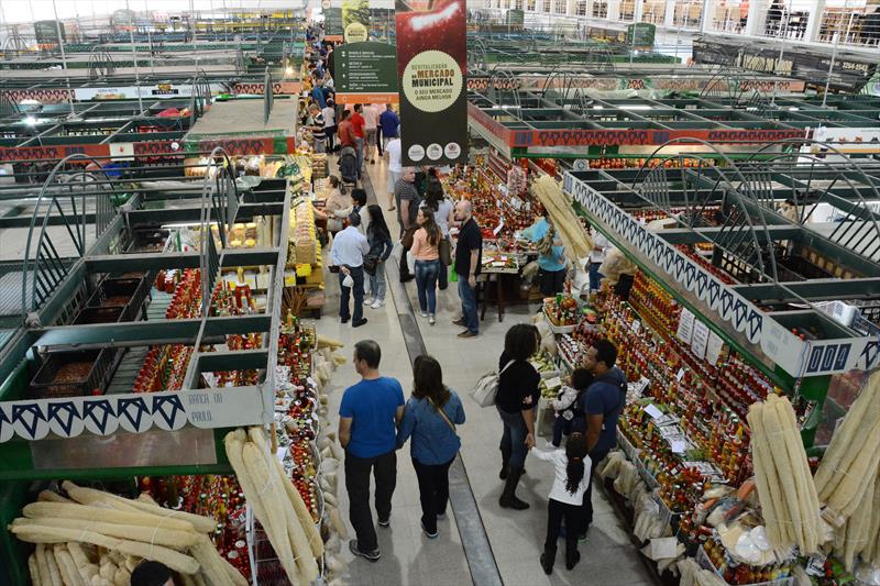 Bancas do Mercado Municipal terão 15 dias para se adequarem e mostrar preços