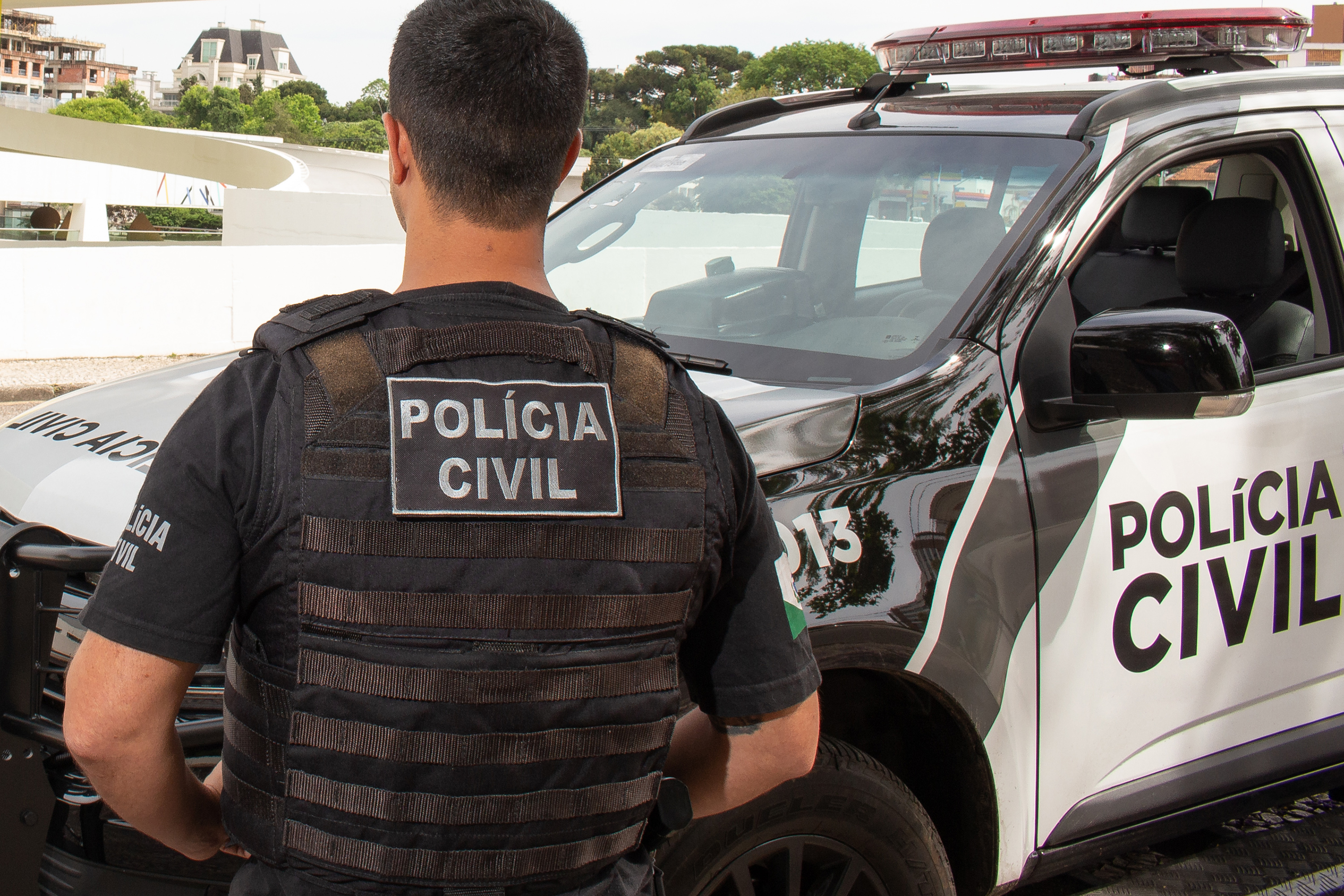 Candidato com deficiência avança em concurso da Polícia Civil, mas aciona a Justiça para evitar desclassificação