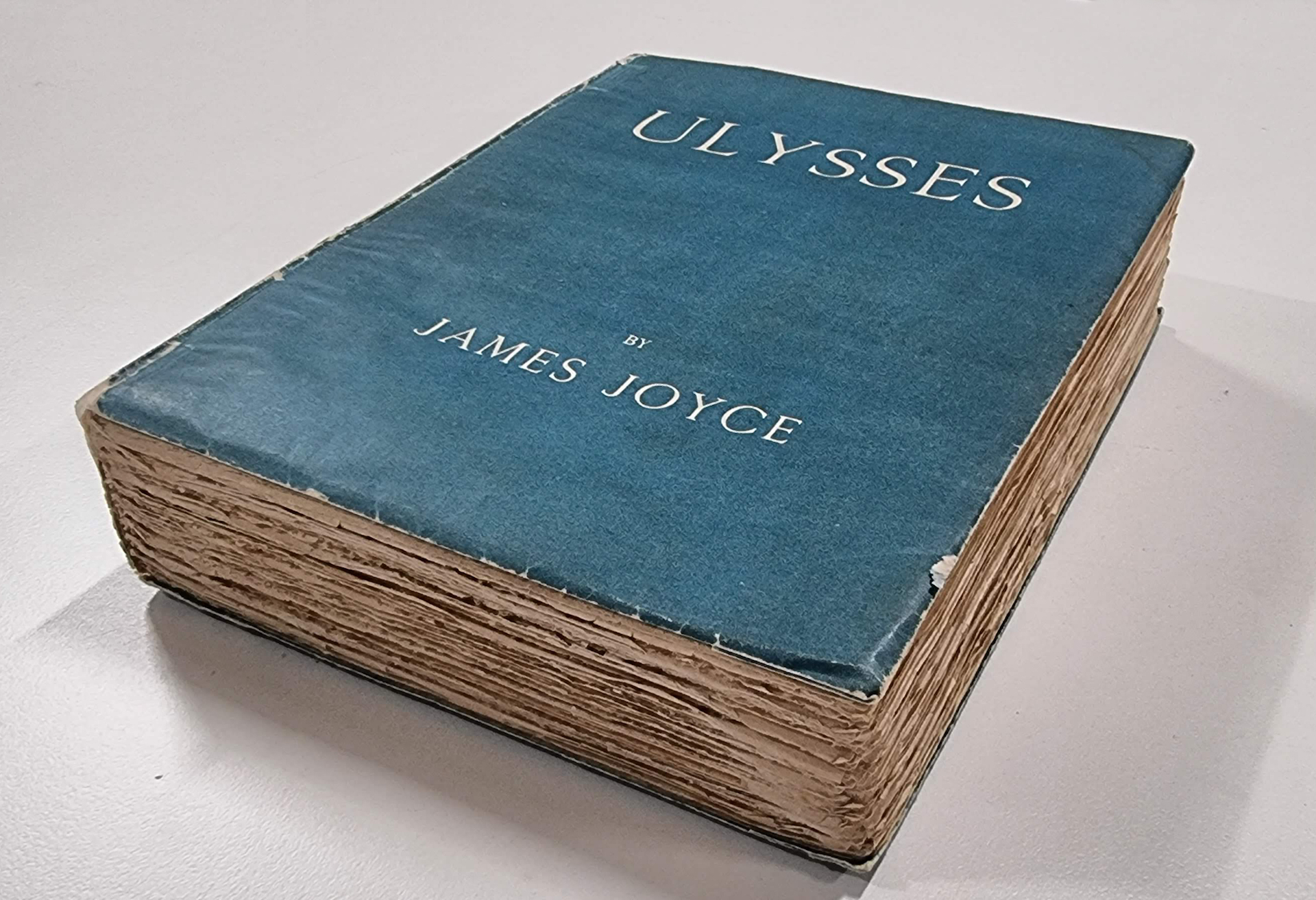Aula aberta, edição revisada e mural marcam os cem anos de publicação do livro “Ulysses”