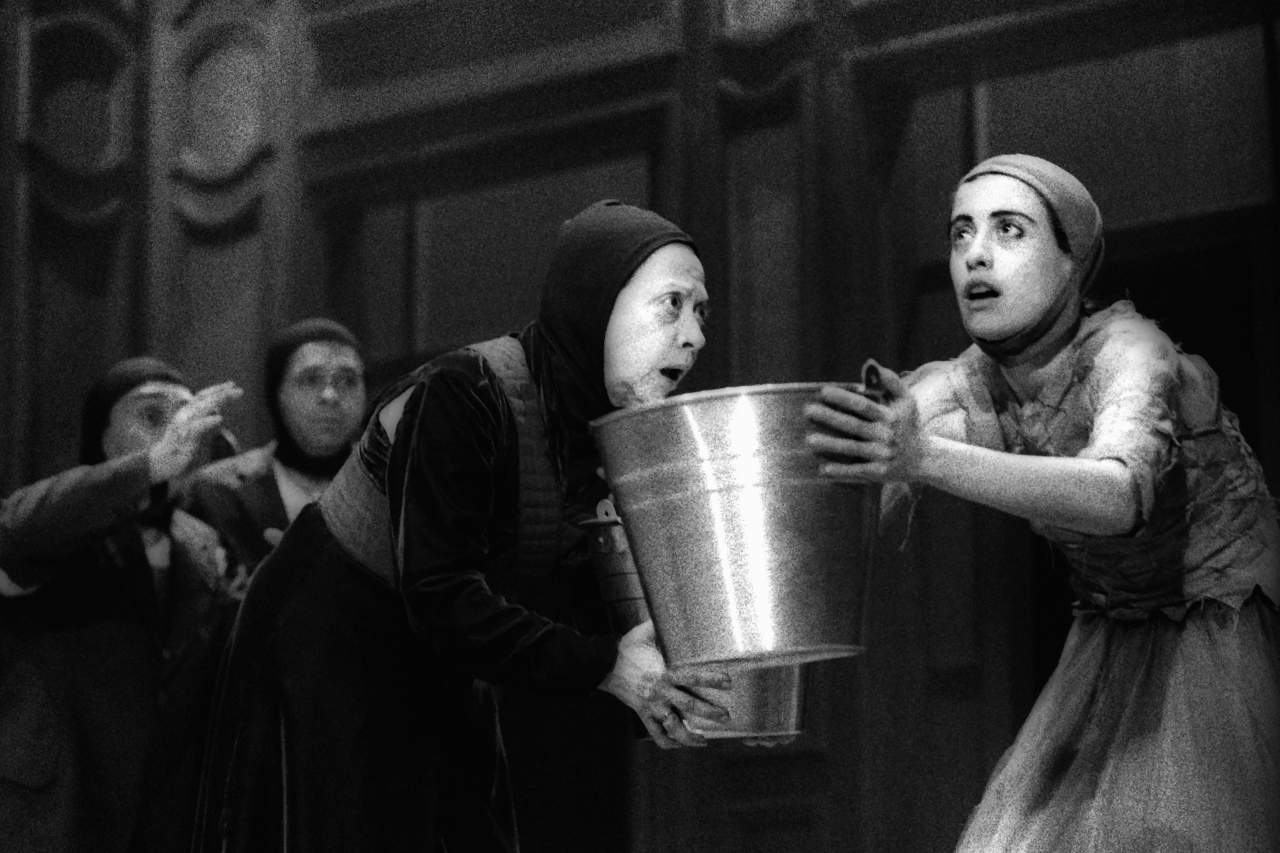 "Viva! 30 anos" exibe fotografias de Lenise Pinheiro sobre o Festival de Curitiba