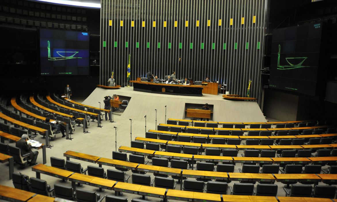 Federações podem dar sobrevida a partidos de aluguel. Ou enquadrá-los