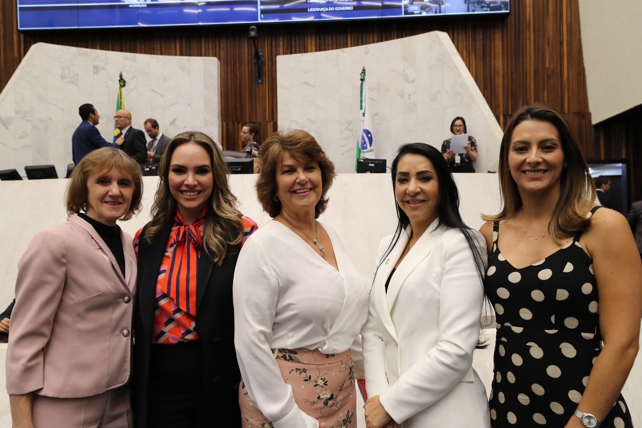 Assembleia terá bancada feminina oficializada. É pouco, mas ajuda
