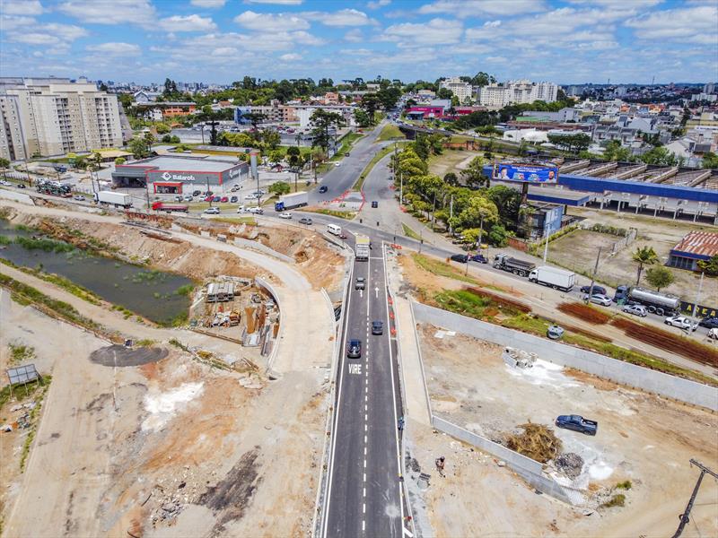Após novo rompimento de contrato na Linha Verde, vereadora pede revisão dos projetos para licitação