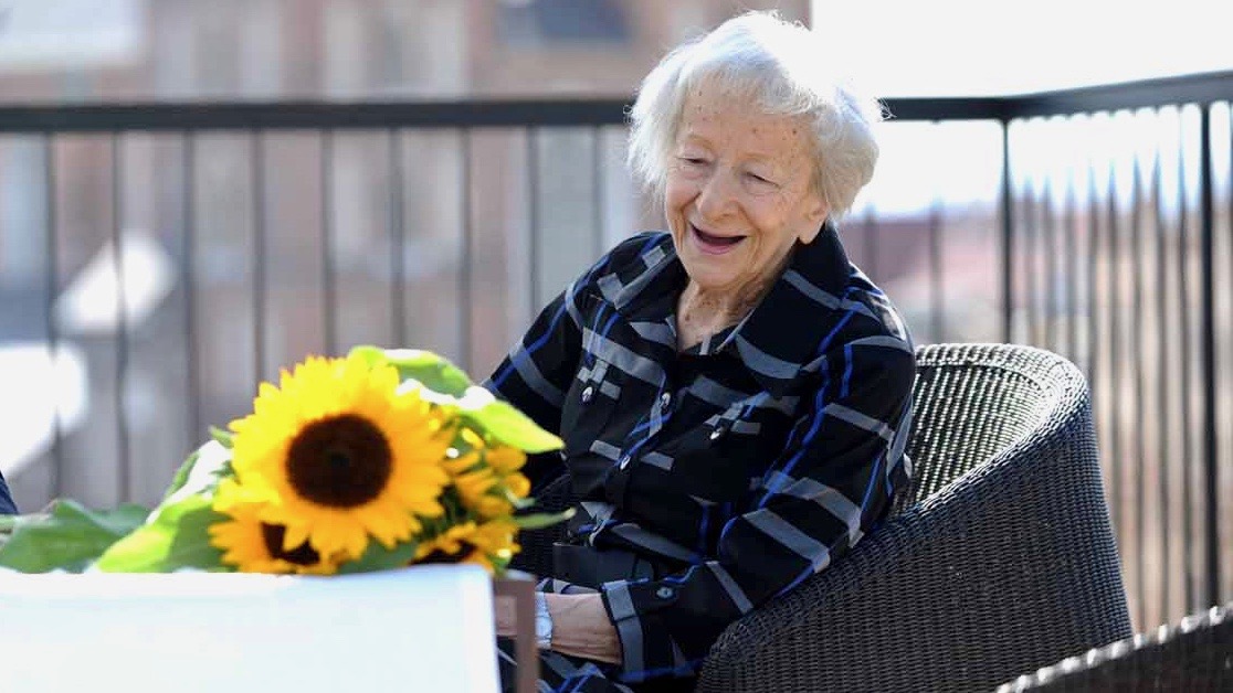 Quarteto de escritoras lê poemas de Wislawa Szymborska para marcar o dia das mulheres
