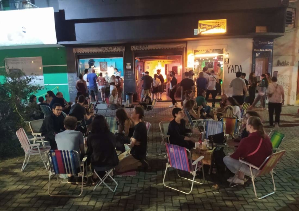 yada yada yada bar Curitiba