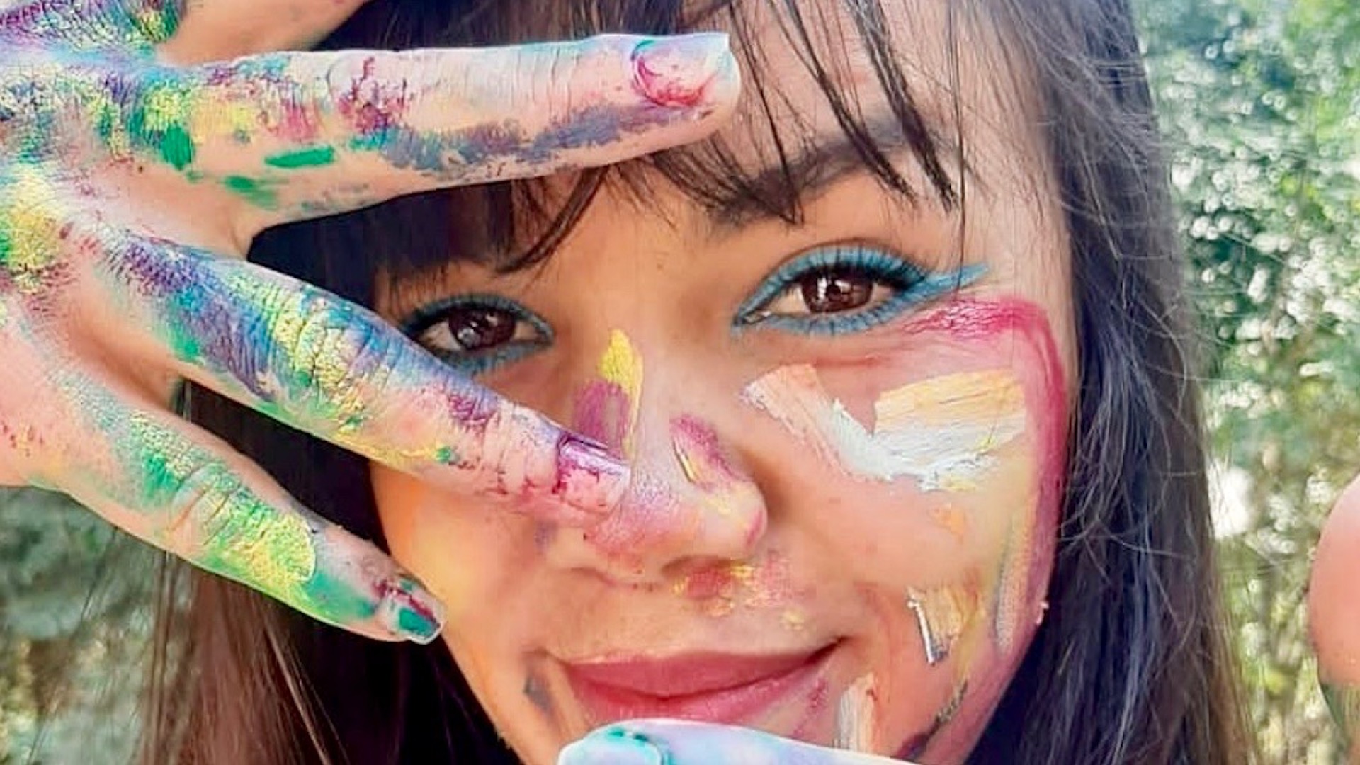 Eloá Cruz desponta na cena do grafite em Curitiba
