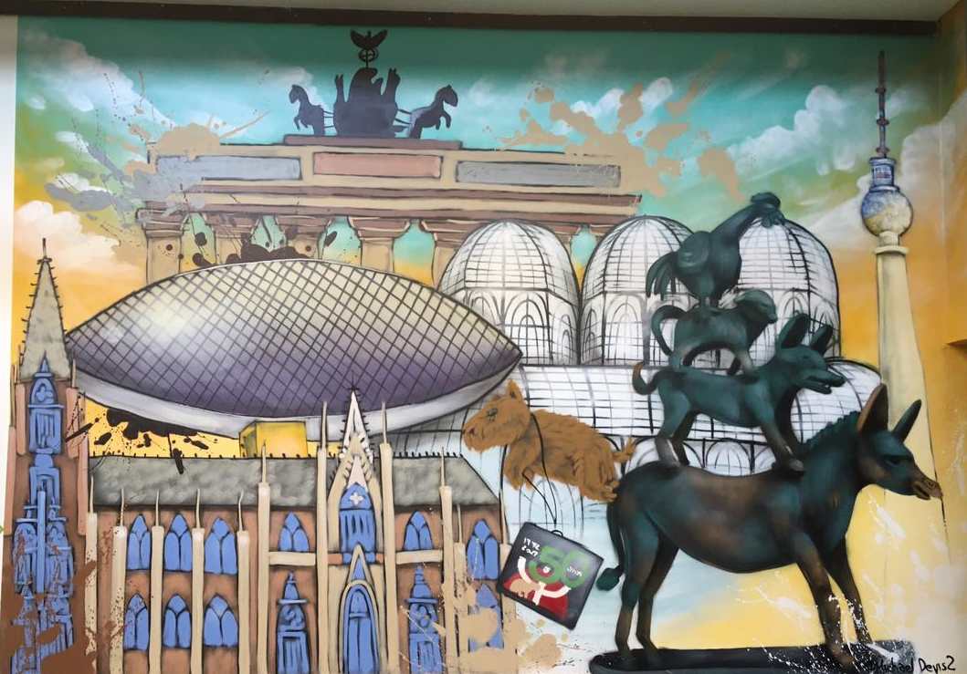 Goethe-Institut celebra 50 anos em Curitiba com dois murais de grafite